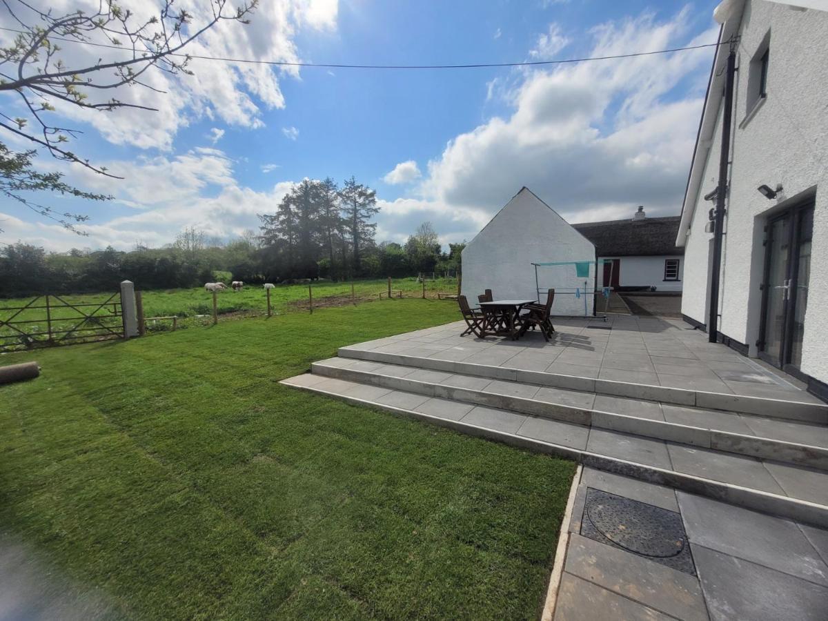 Villa Helen'S Maghera  Esterno foto