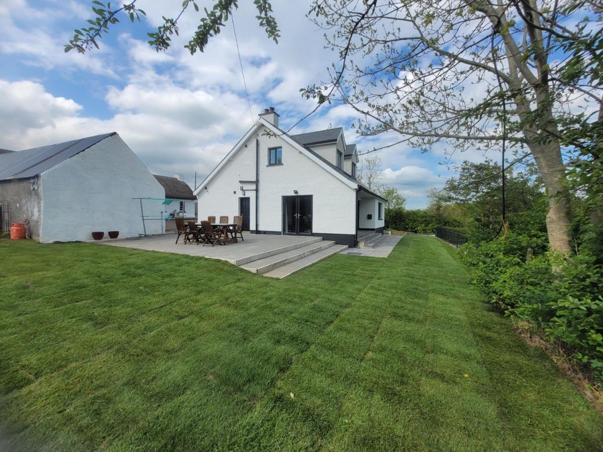 Villa Helen'S Maghera  Esterno foto